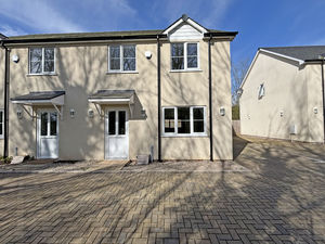 Photo 27- click for photo gallery